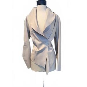NEW GIMO'S women's shawl wrap jacket in bone